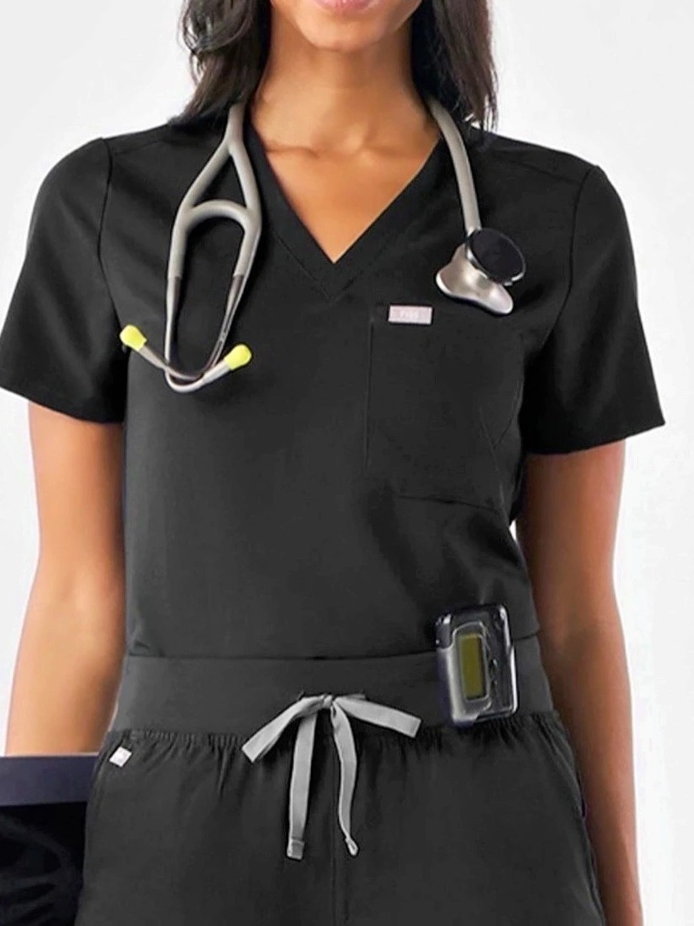 FIGS Catarina One-Pocket Scrub Top Women's Short Sleeve Black